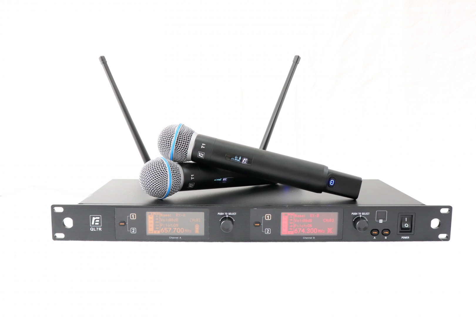 RFIntell QL7R/T1-B 720,500-754,000 МГц 2-канальная радиосистема с 2-мя ручными микрофонами в Джанкое