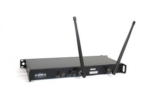 RFIntell QL7R/T1-B 720,500-754,000 МГц 2-канальная радиосистема с 2-мя ручными микрофонами в Джанкое